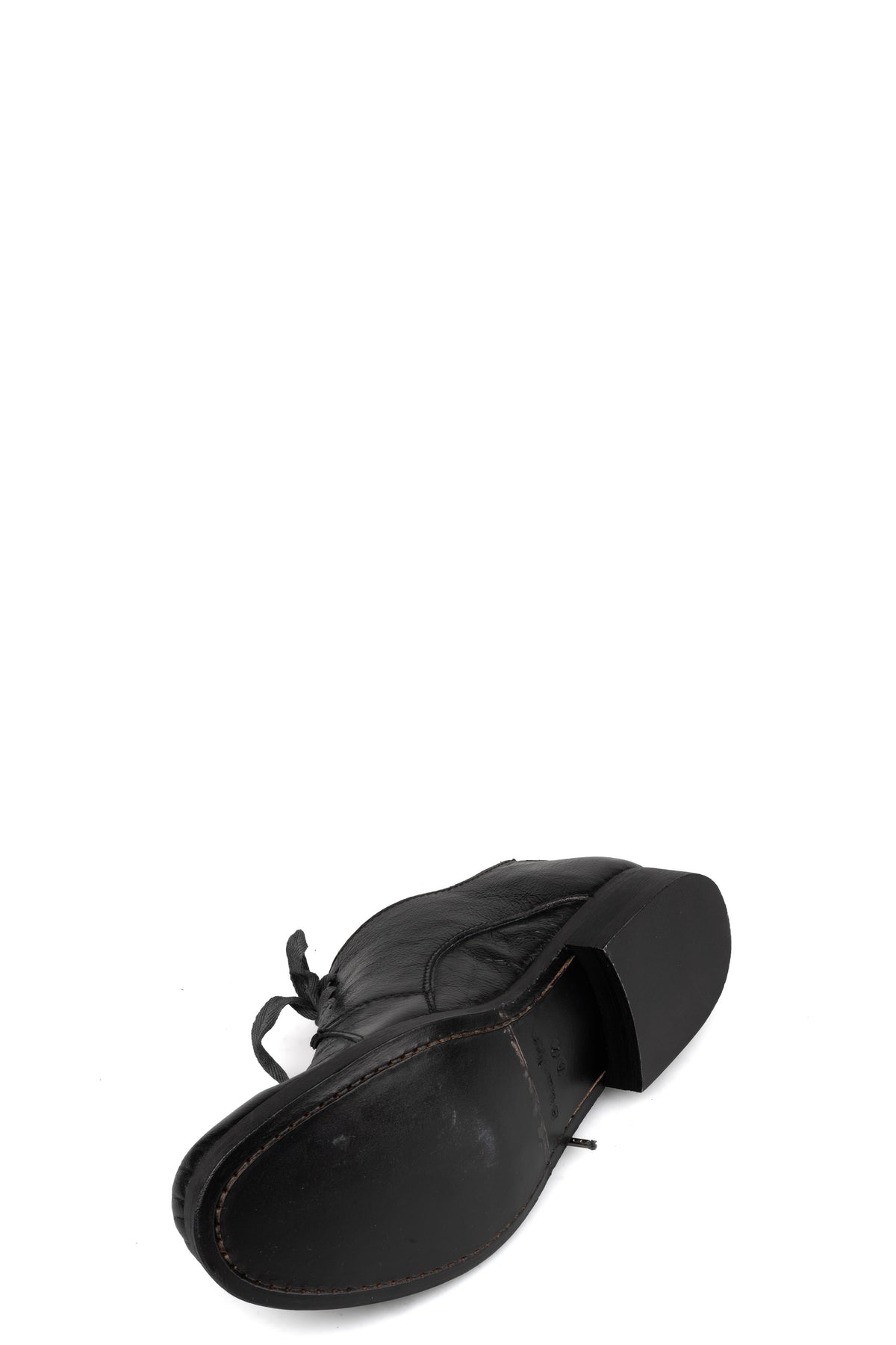 Wrinkled calfskin derbies