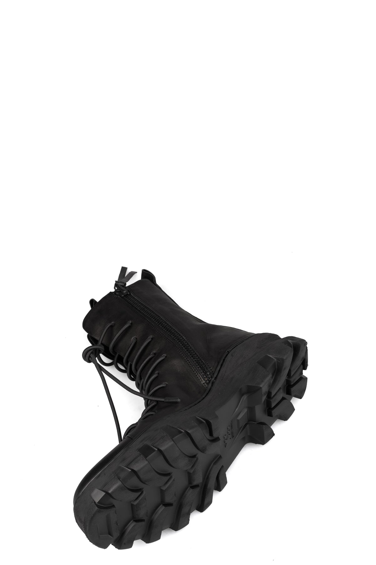 Laced calf leather zip combat boots | RIGHT BALANCE