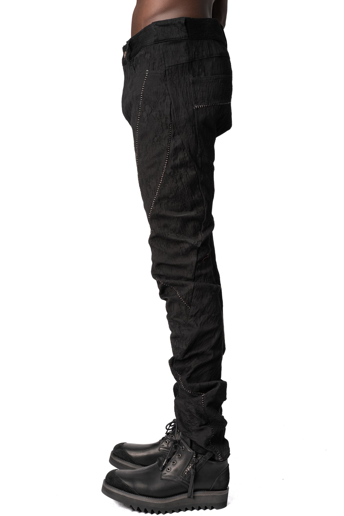 Distressed jacquard twisted curved trousers, Black