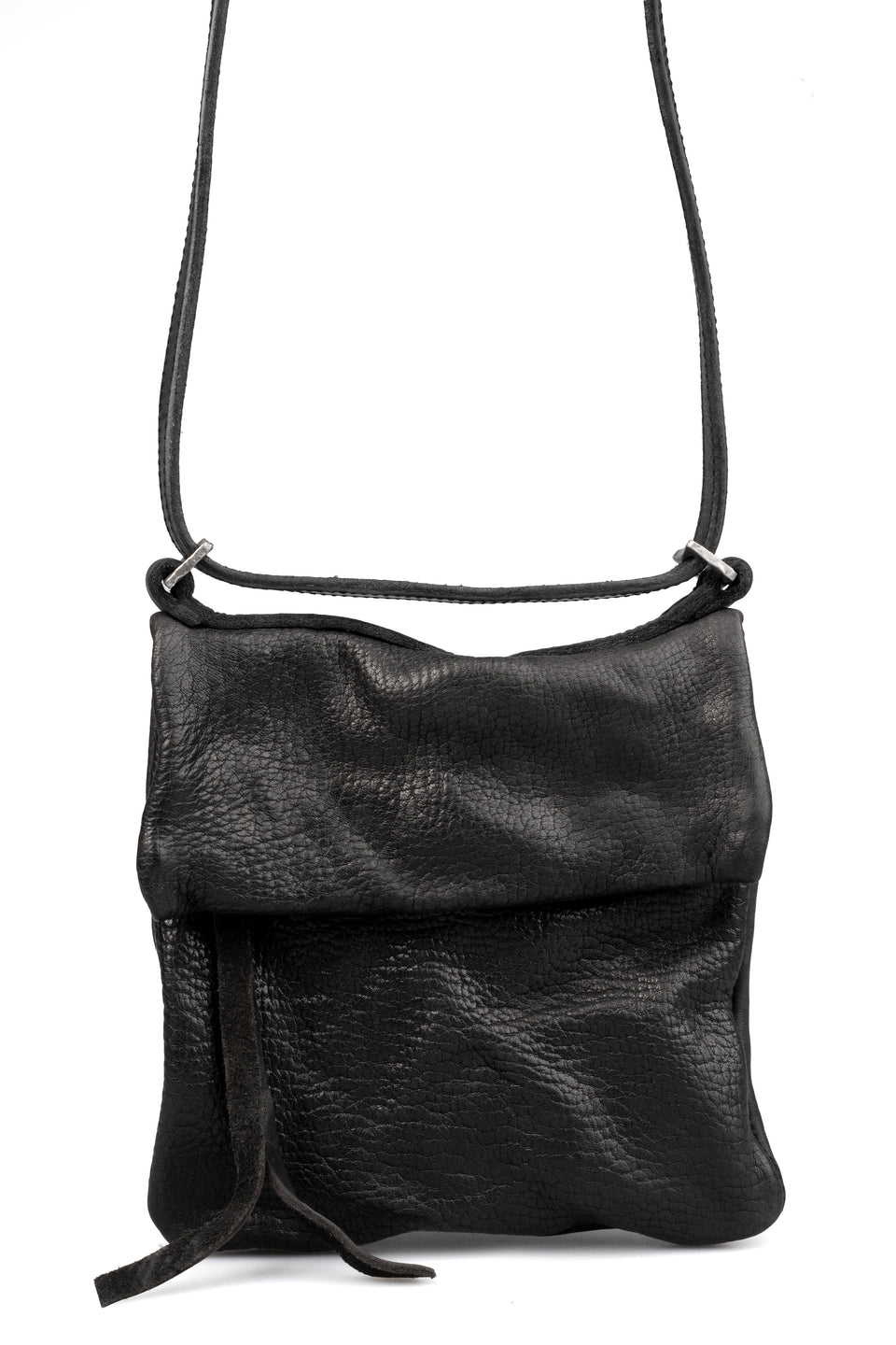 Small folded messenger leather bag, Black F25B3b