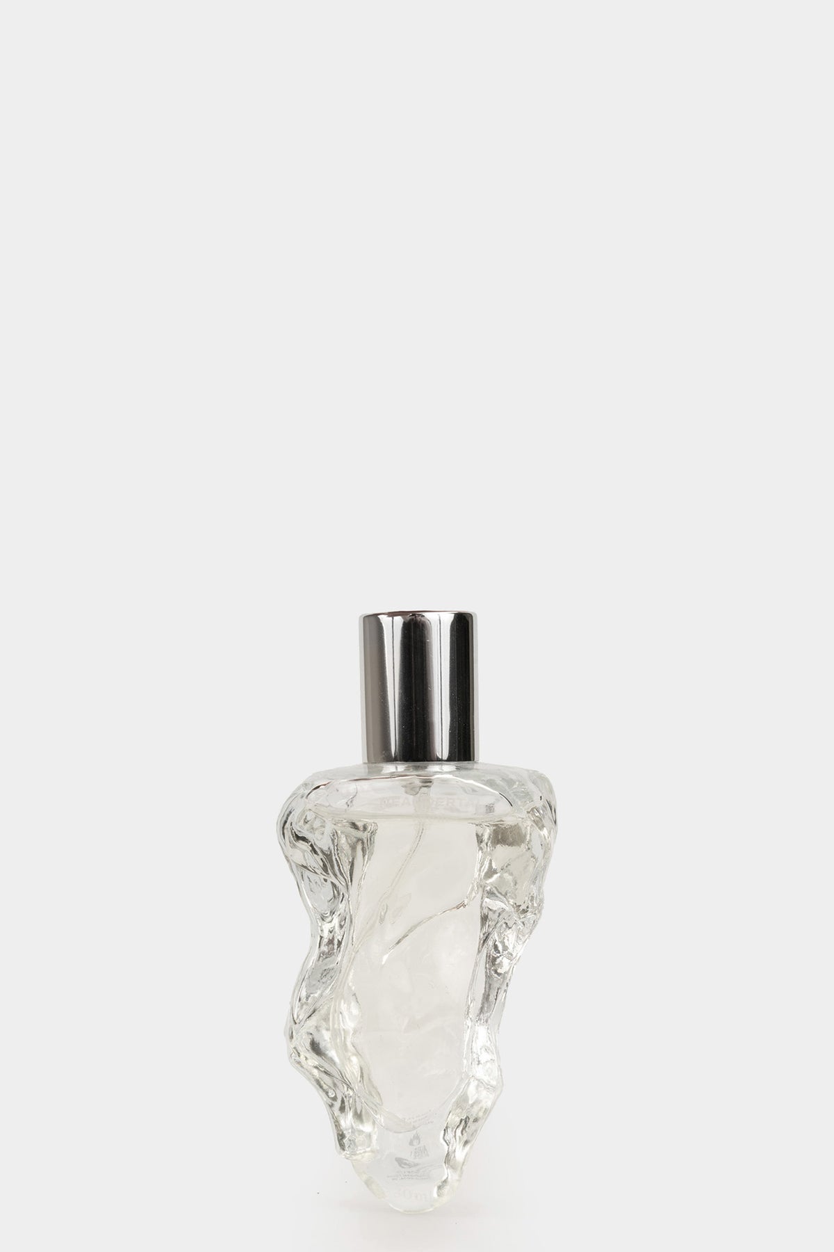 Neandertal | Permanent - Eau de Parfum | Neandertal - Them 30ML, shot on table