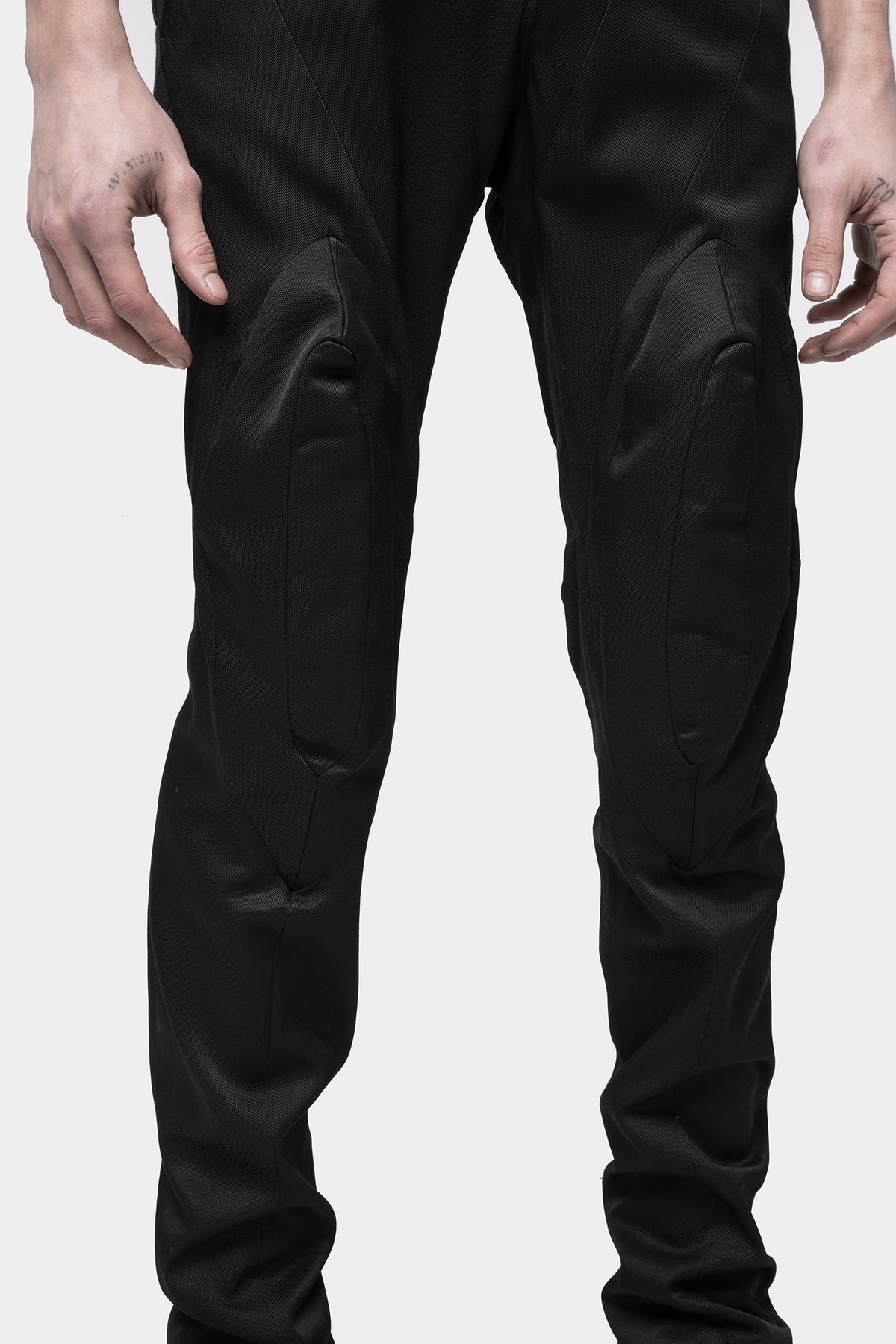 JULIUS_7 | AW23 - Shell Knee Skinny Wool Pants