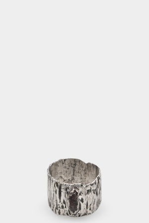 Silver band ring with Garnet