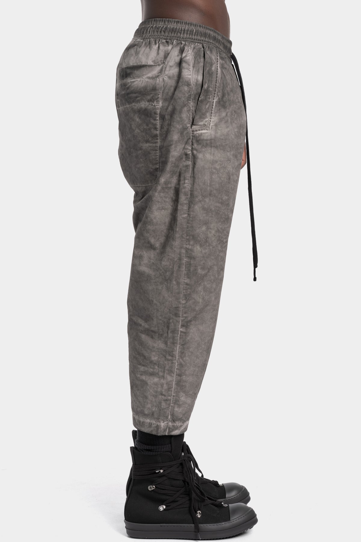 Thom Krom | SS26 - Cropped cotton poplin pants , Vegetal black MP38