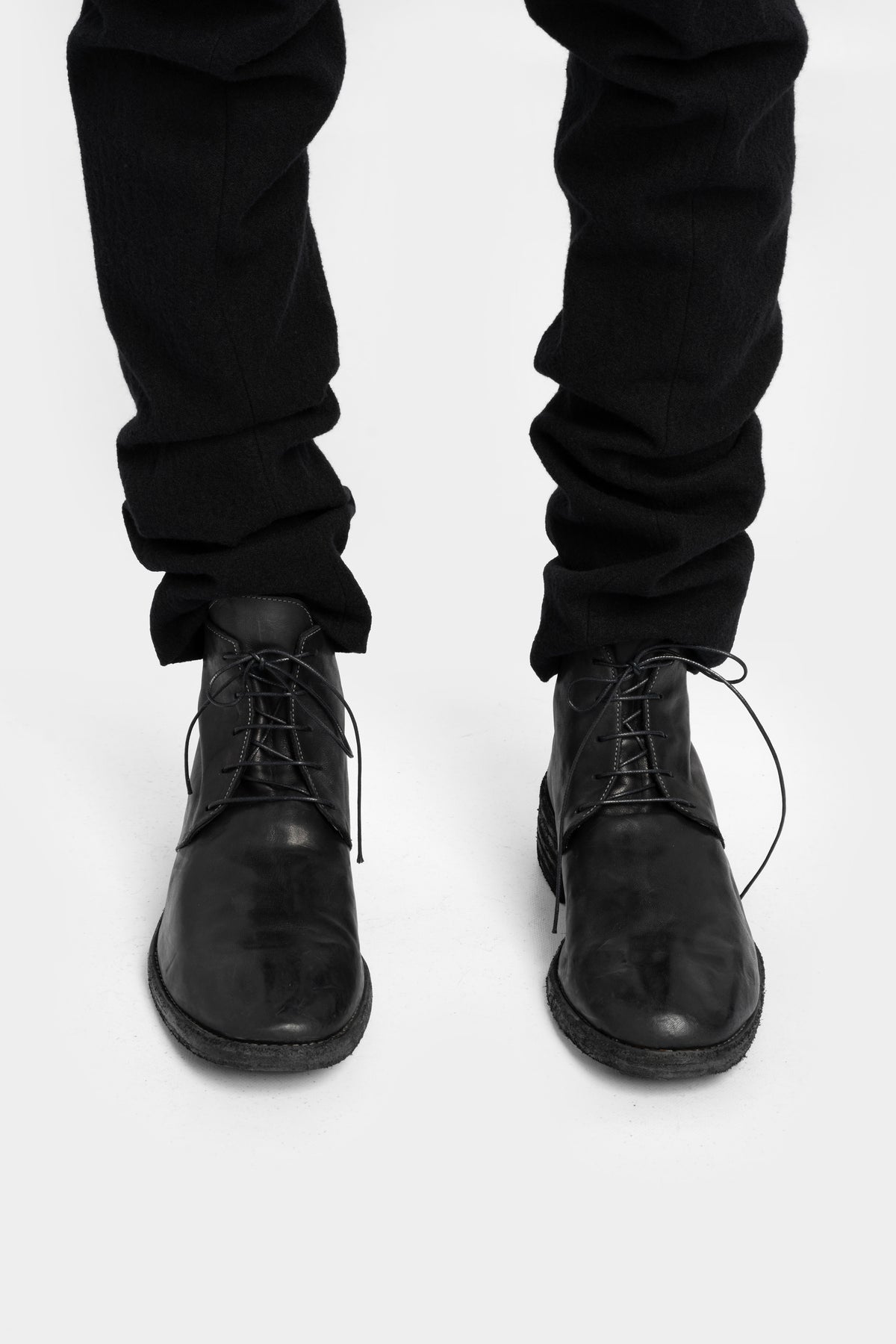 Low top laced leather boots w back zip