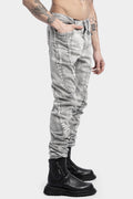 Julius_7 | SS24 - Curved Jeans, Plaster Grey