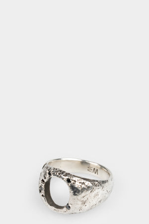Enris Mars | Black diamonds crater ring