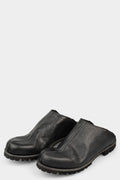 Calf leather clogs