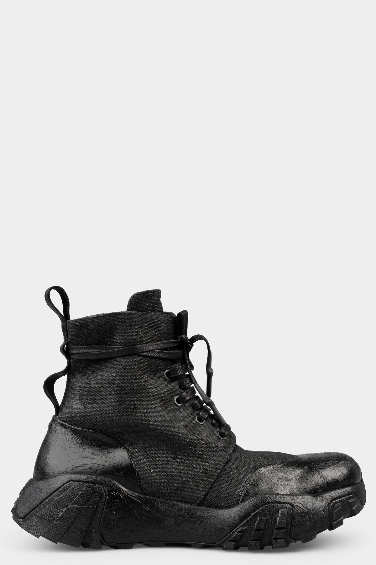 GALL Laboratories | SS25 - Tar coated canvas sneakers