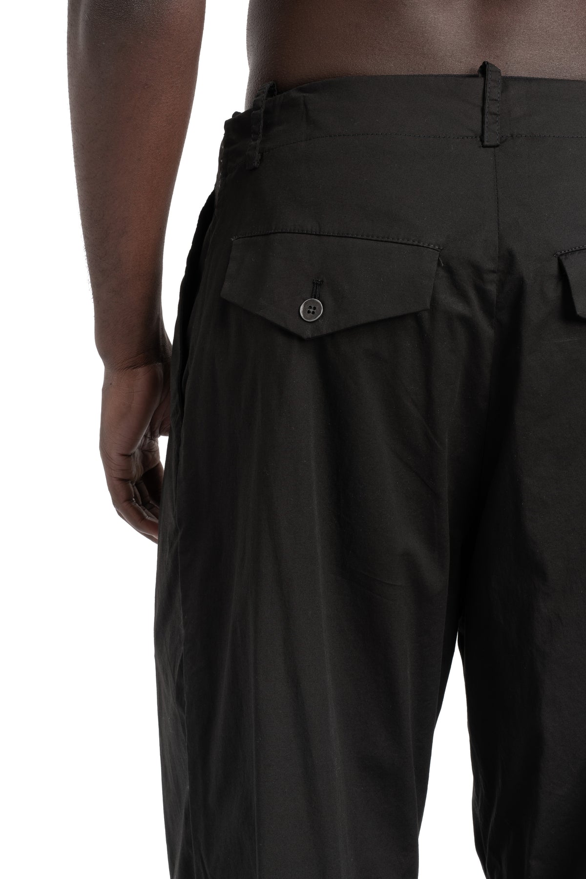 Masnada | SS26 - Large Leg Box Pleat Trousers, Black M3682