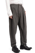 Pleated pants