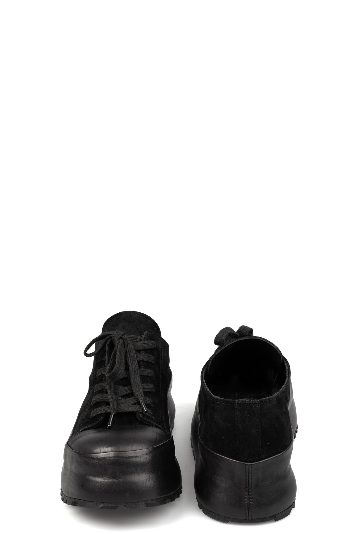 JOE CHIA | Low top calf leather laced sneakers, FT2601