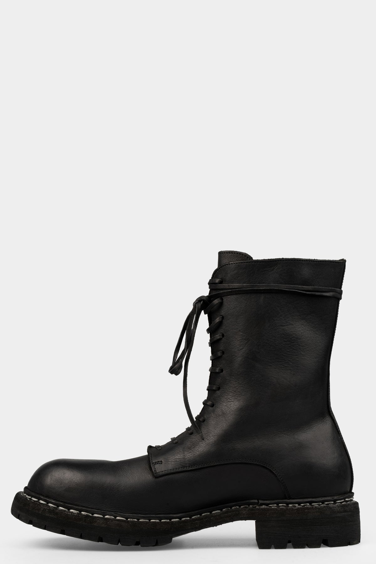 Guidi GR05V - Laced high top boots, Black / Full Grain Horse, shot on table