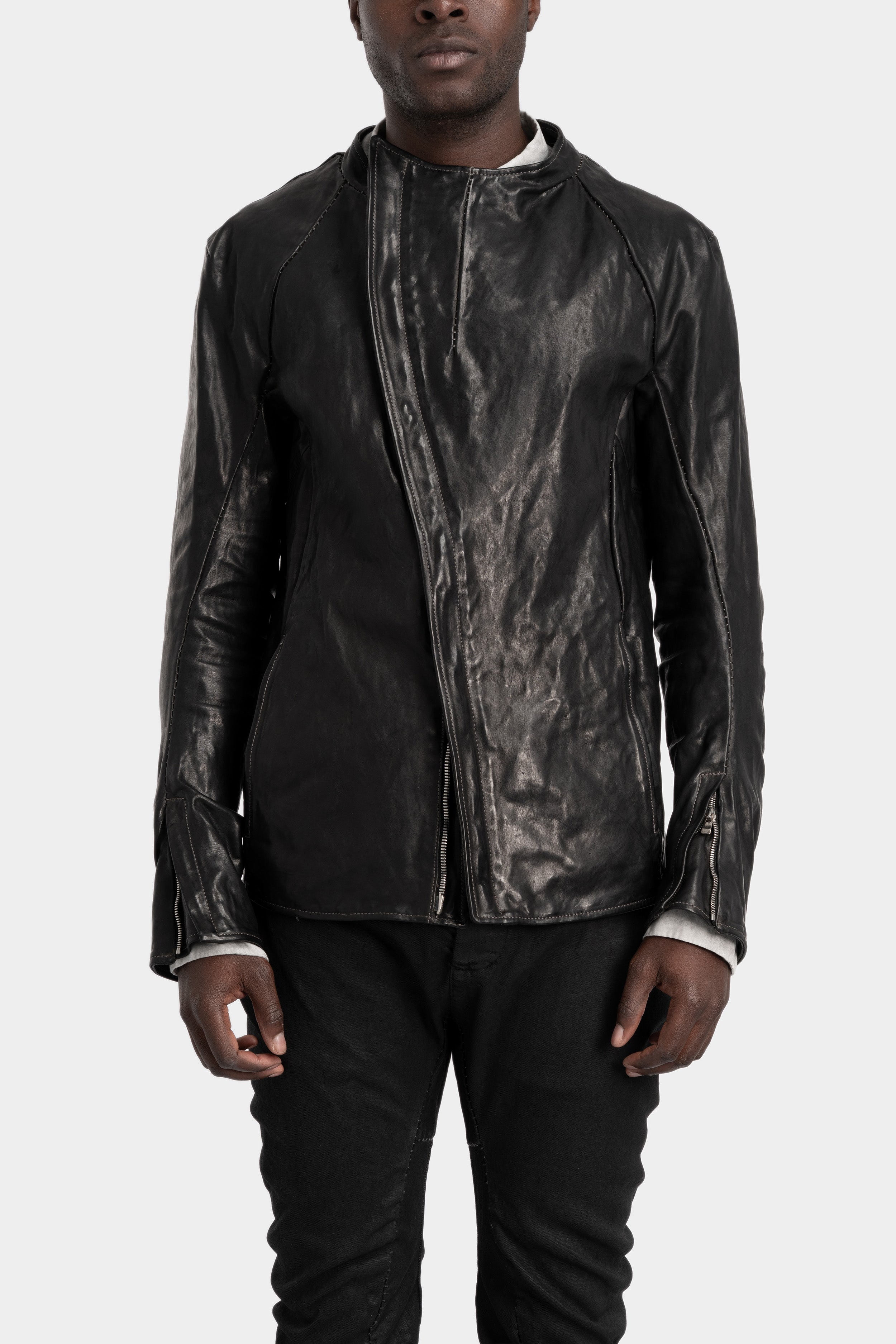 Incarnation | Collarless curved zip leather jacket, 12811-41757