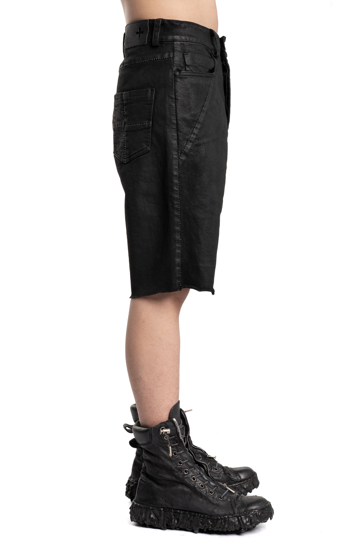 MD75 | SS26 - Cracked Coated Denim Shorts, MD13285