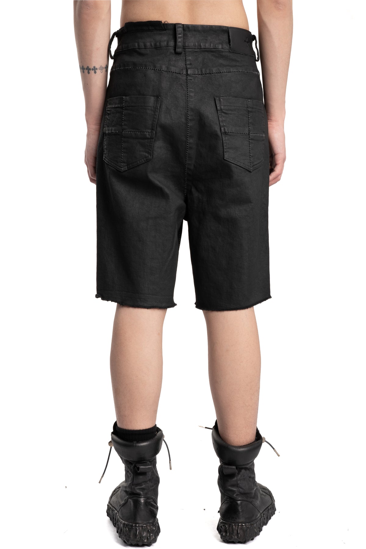 MD75 | SS26 - Cracked Coated Denim Shorts, MD13285
