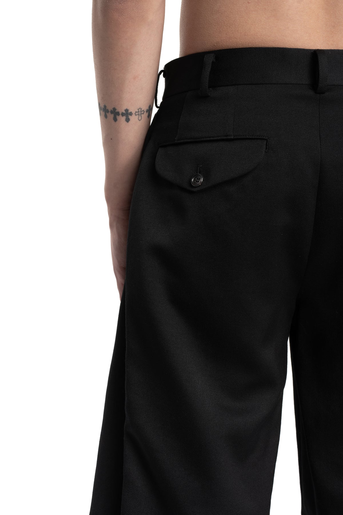 Wool gabardine side zip shorts