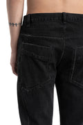 Curved Stonewashed Jeans