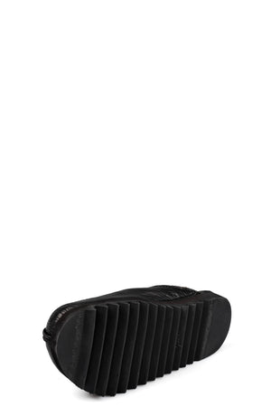 Samoke | Leather slip on SB0126