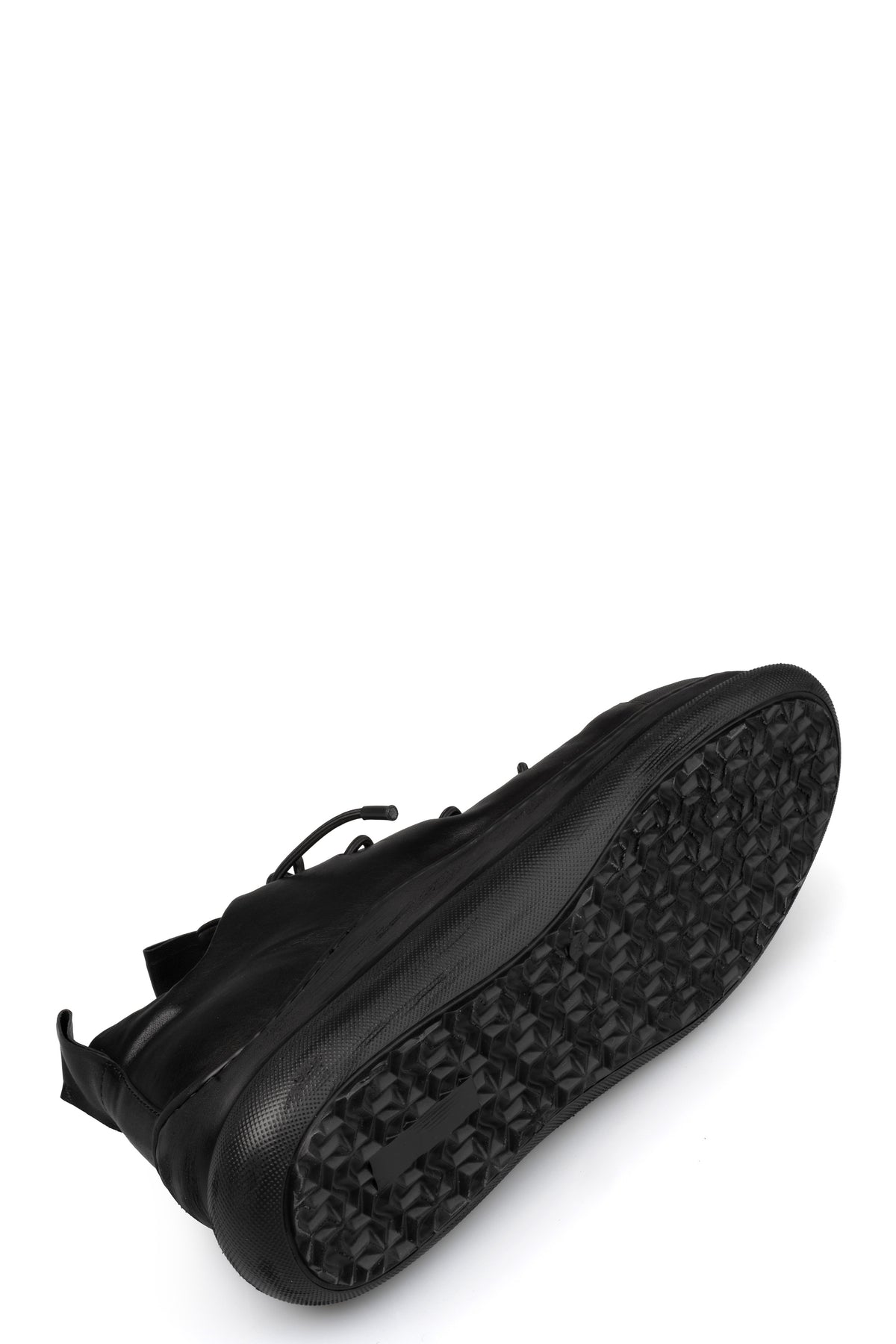 Puro | SS26 - Laced lamb leather sneakers | HIGH DEFINITION