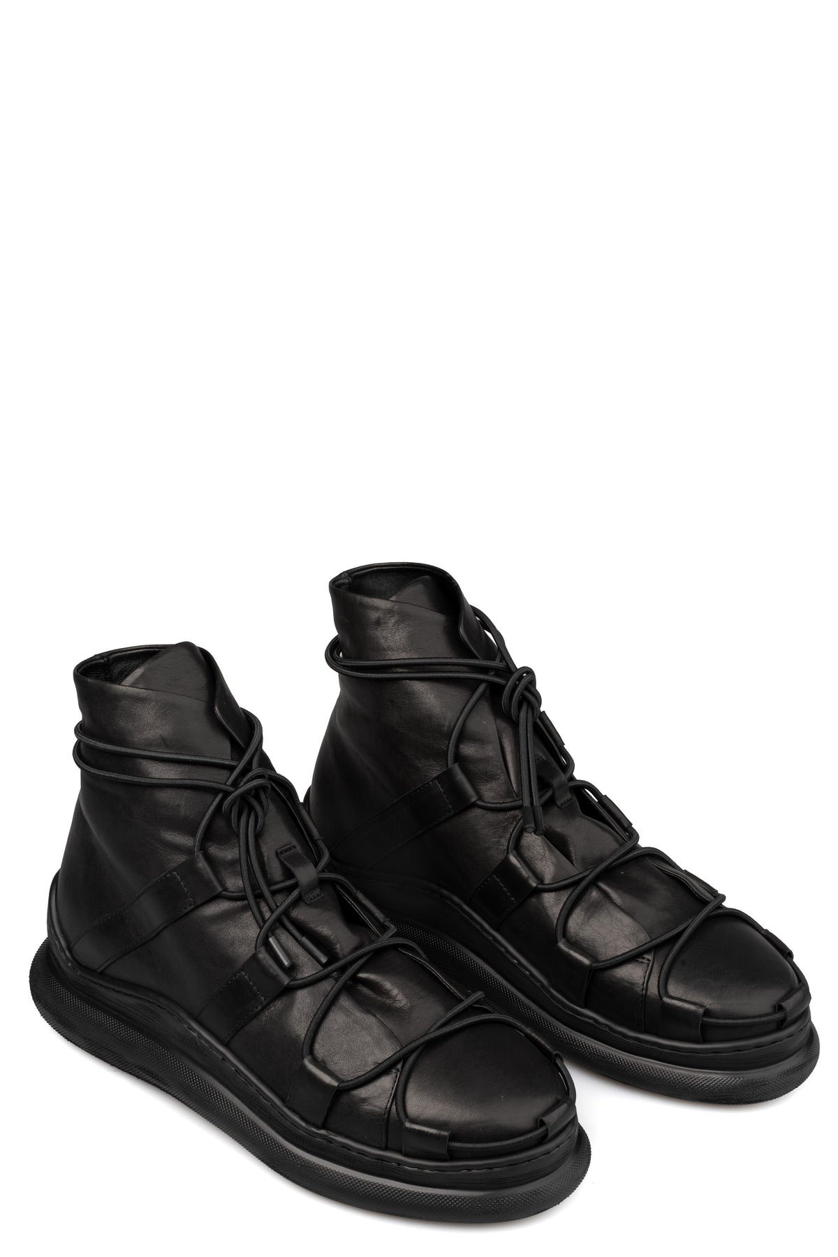 Puro | SS26 - Laced lamb leather sneakers | HIGH DEFINITION