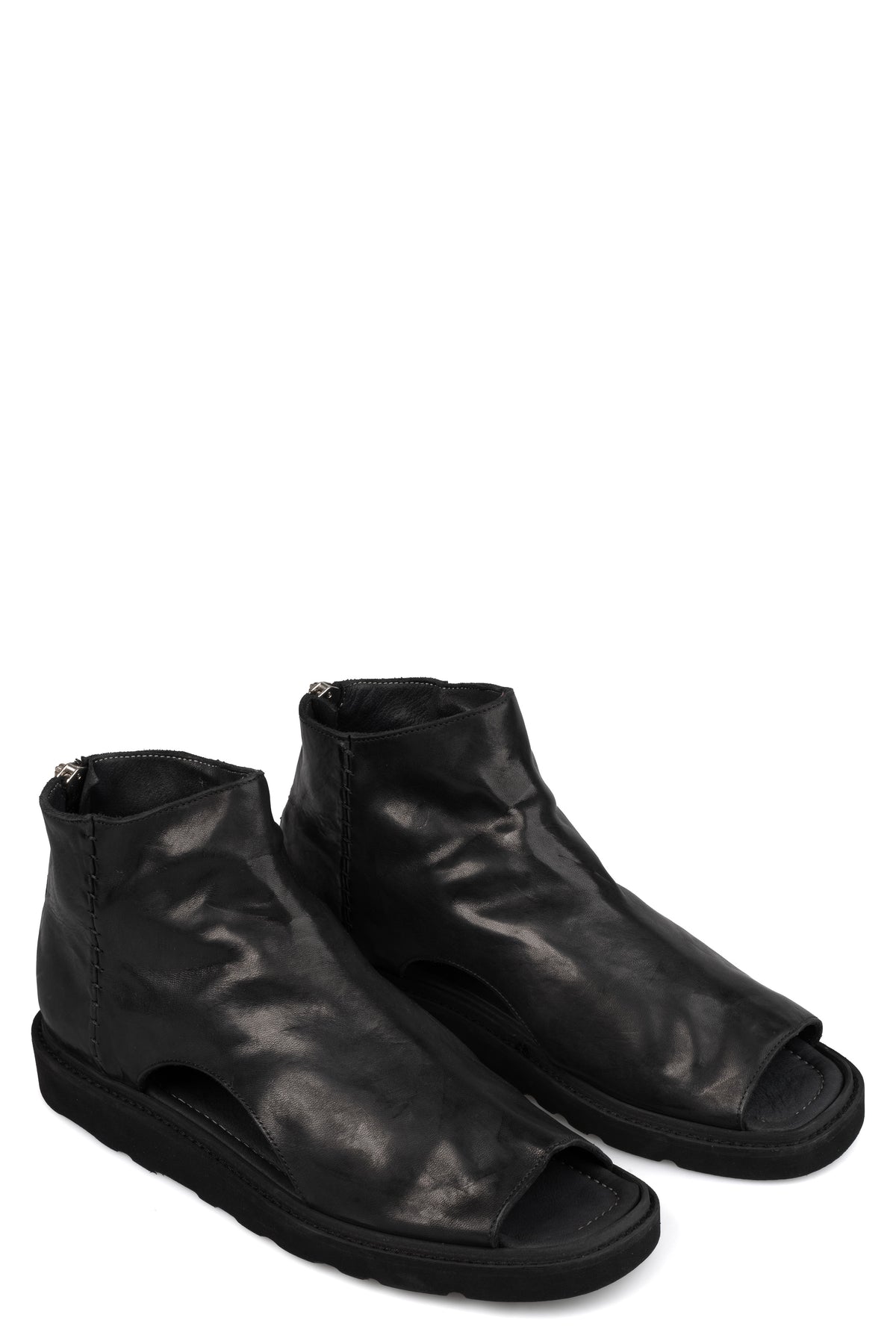 Incarnation | Open toe leather sandals, 11V-71217