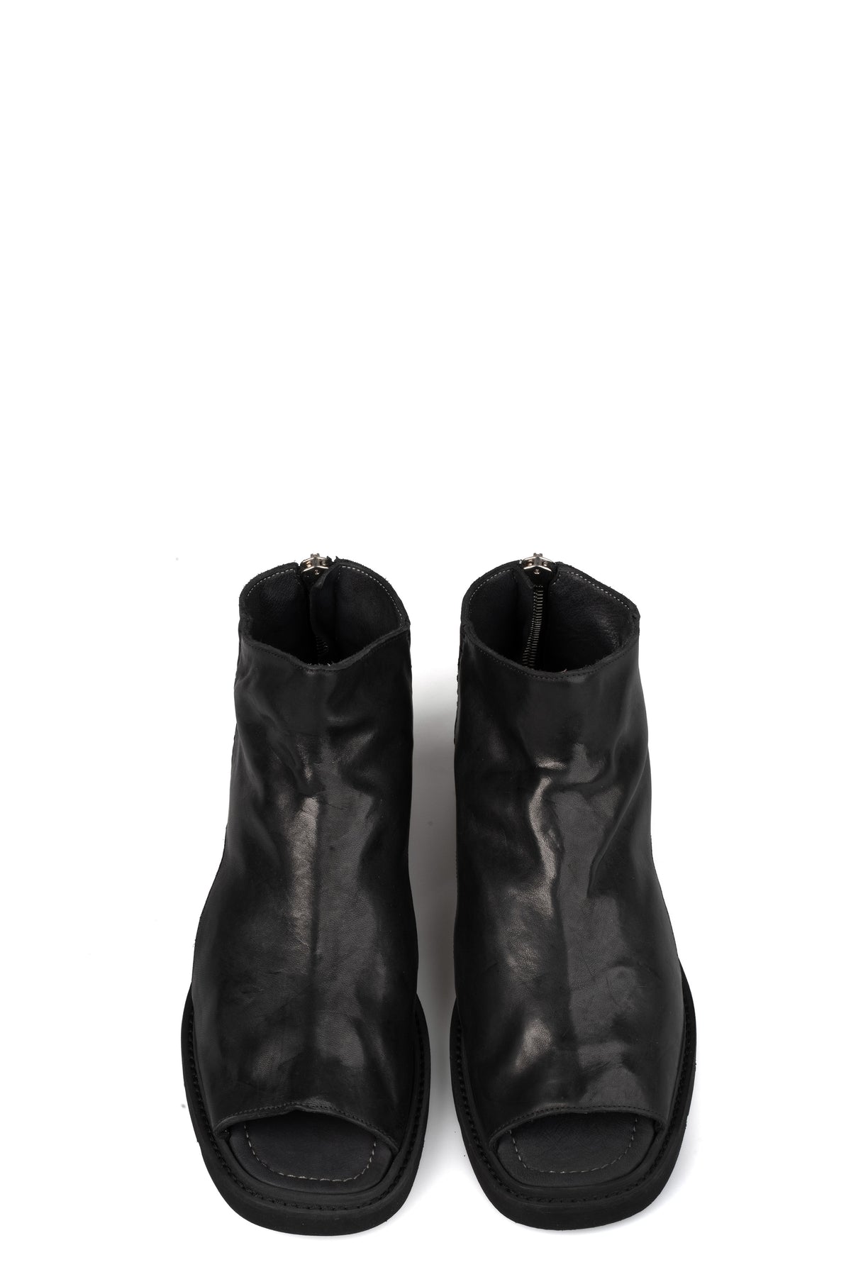 Incarnation | Open toe leather sandals, 11V-71217
