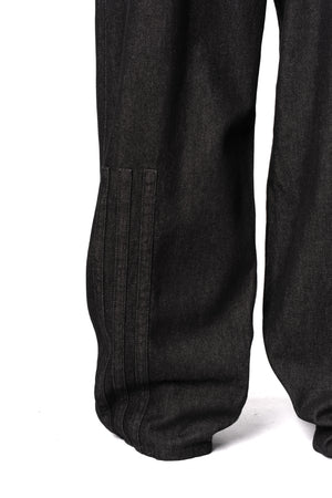 Oversized denim pants