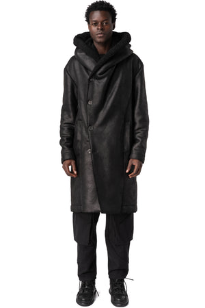 La Haine Inside Us | AW26 - Faux sheepskin hooded coat, Black M1351, front view