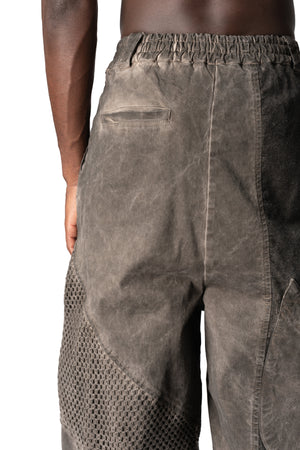 La Haine Inside Us | AW26 - Oversized meshcore cargo trousers, Mud M1318