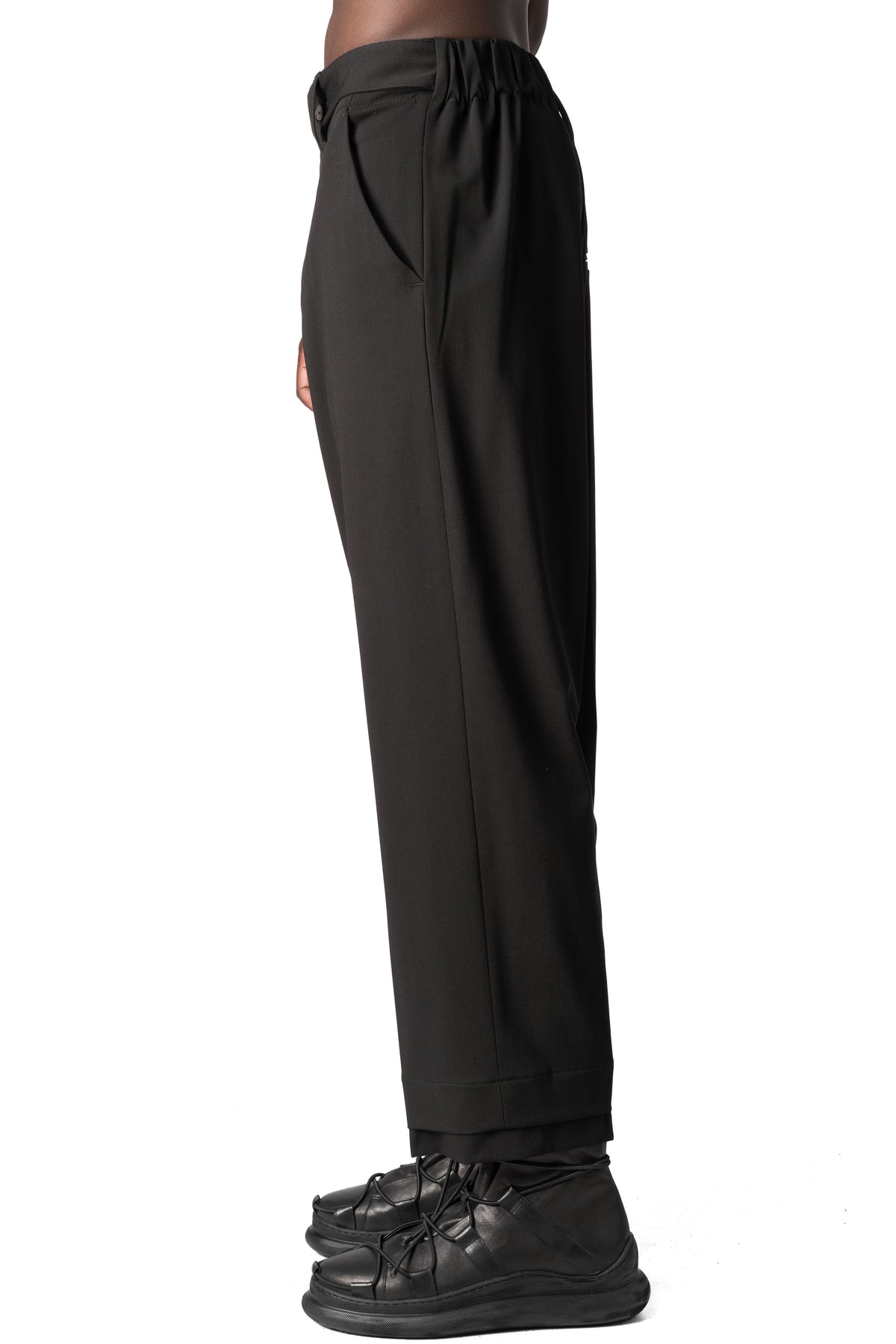 La Haine Inside Us | AW26 - Comfort fluid wool-blend trousers, Black M1317