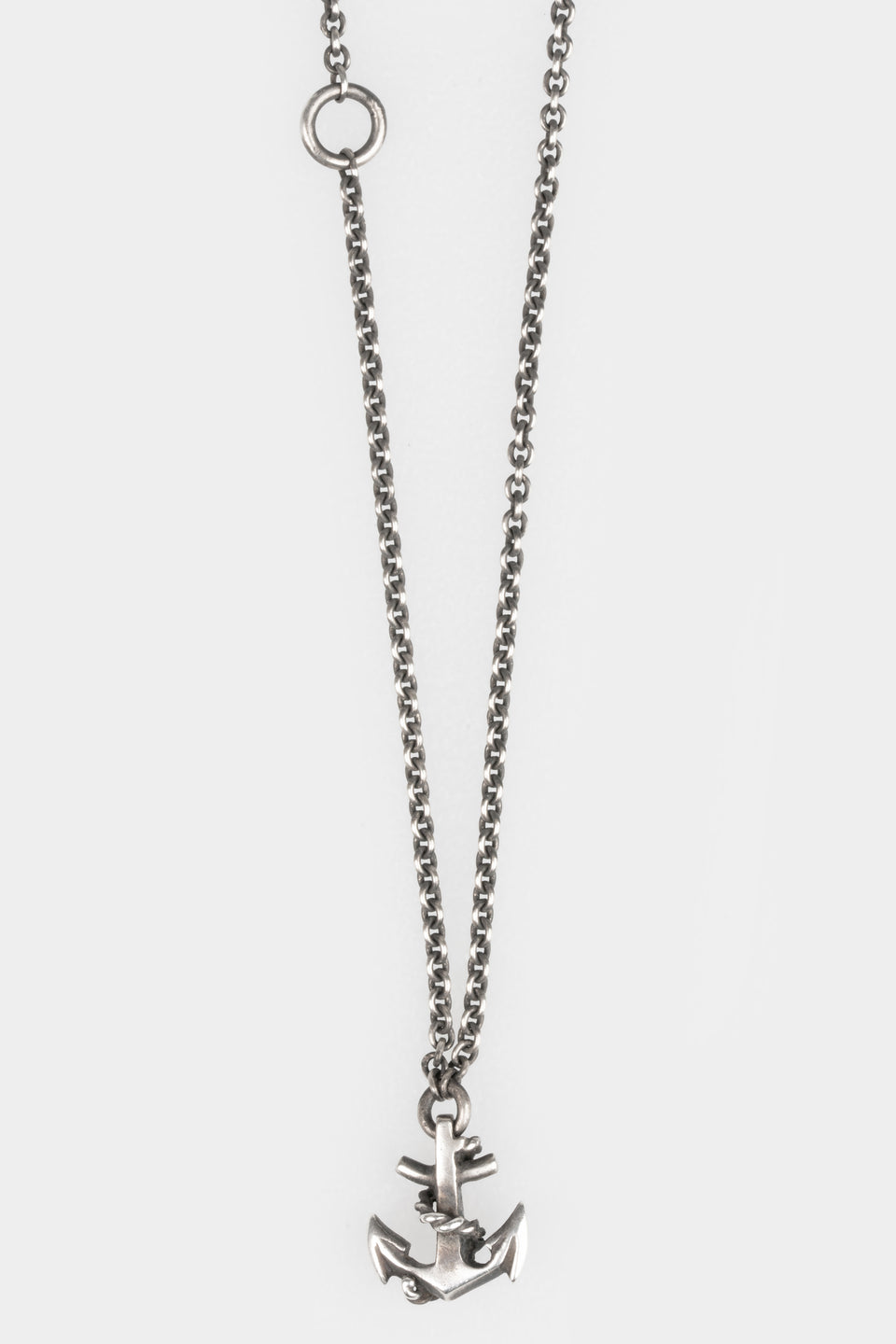 Mini anchor pendant necklace