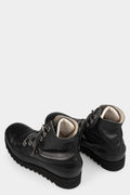 Laced horse leather sneakers