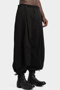 Oversized pleated pants