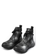 Laced canvas boots
