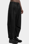 E-cut pants