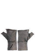 Knitted Gloves, Grey Stone Wash Spray