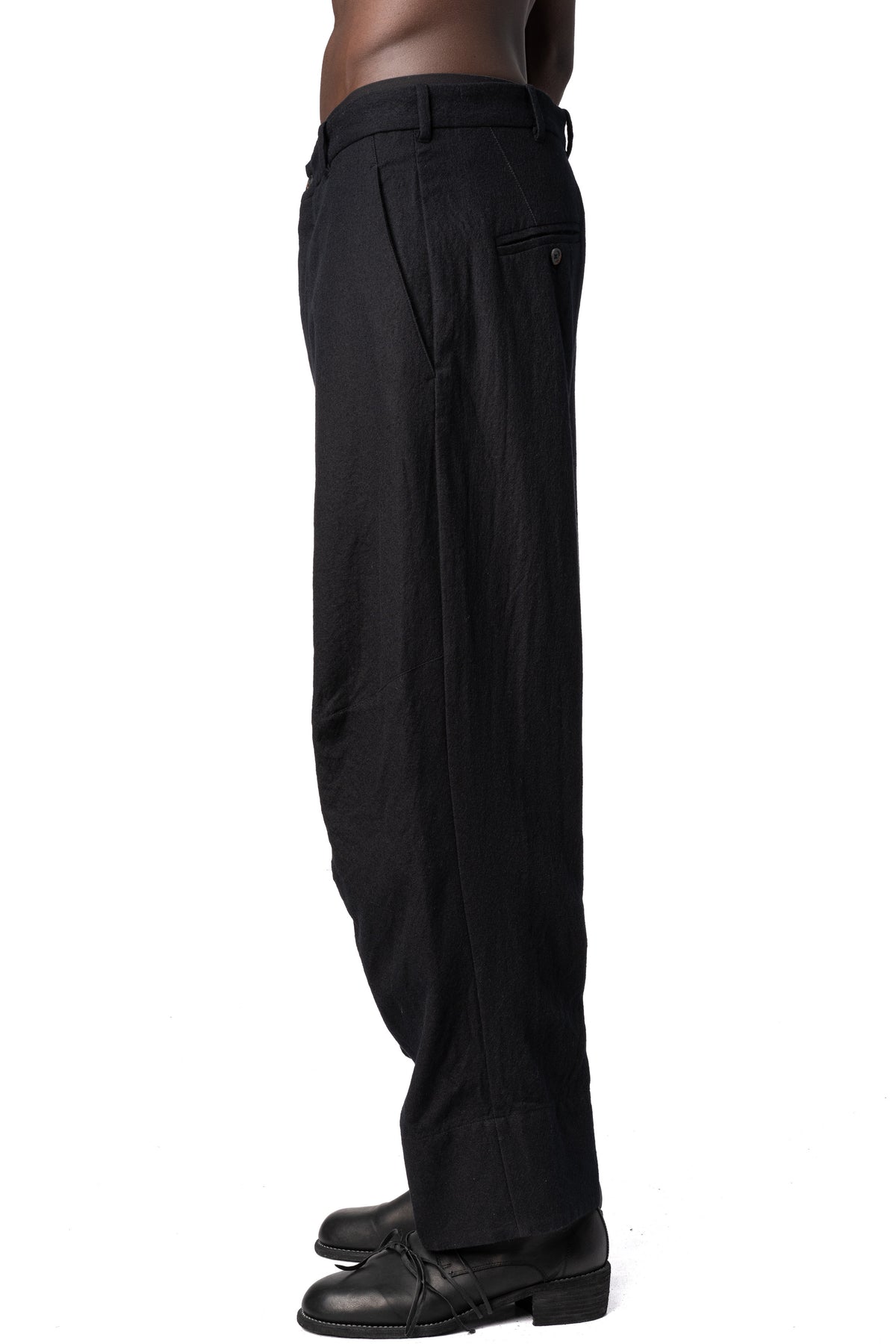 Forme D'Expression | AW26 - Wool field pants, UP042