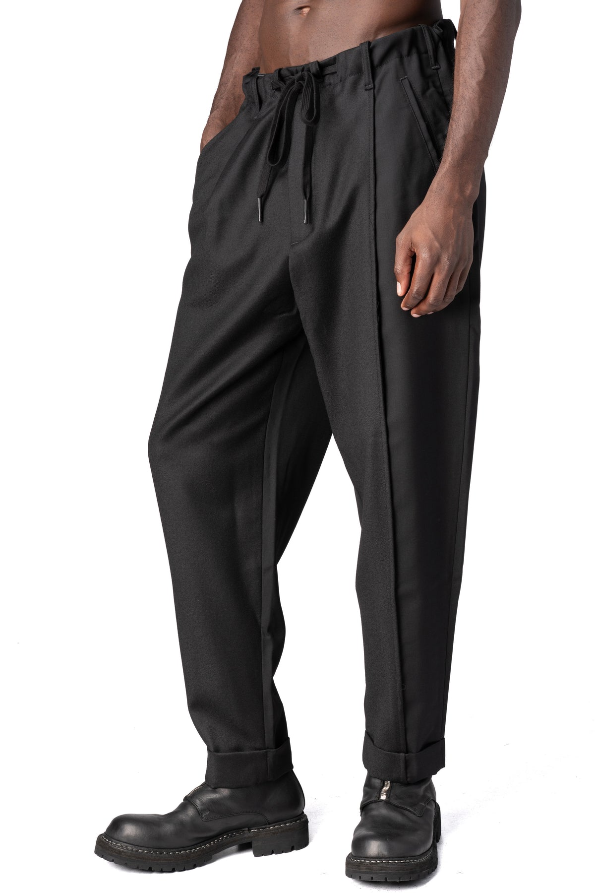 Andrea Ya'Aqov | AW26 - Panelled virgin wool narrow hem pants, Black 26MDUT33