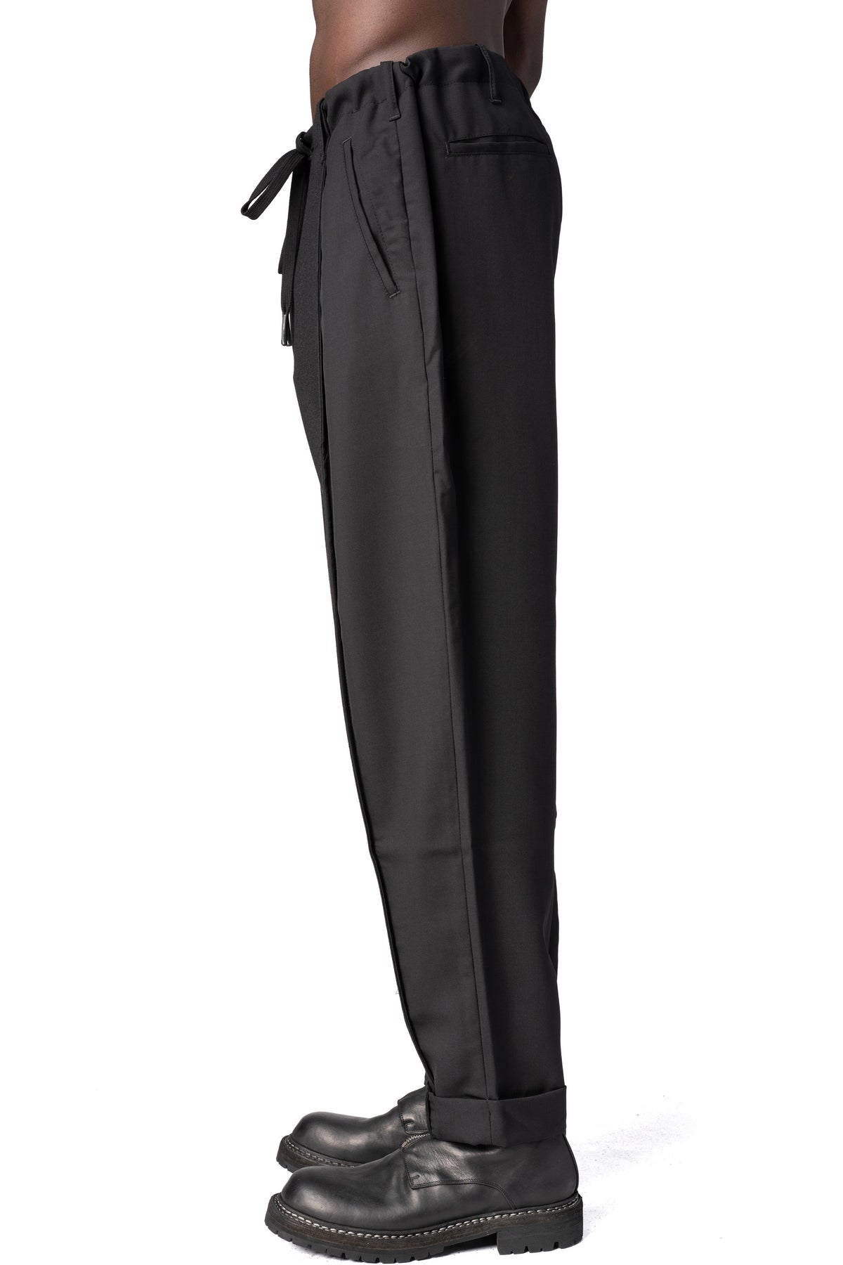Andrea Ya'Aqov | AW26 - Panelled virgin wool narrow hem pants, Black 26MDUT33