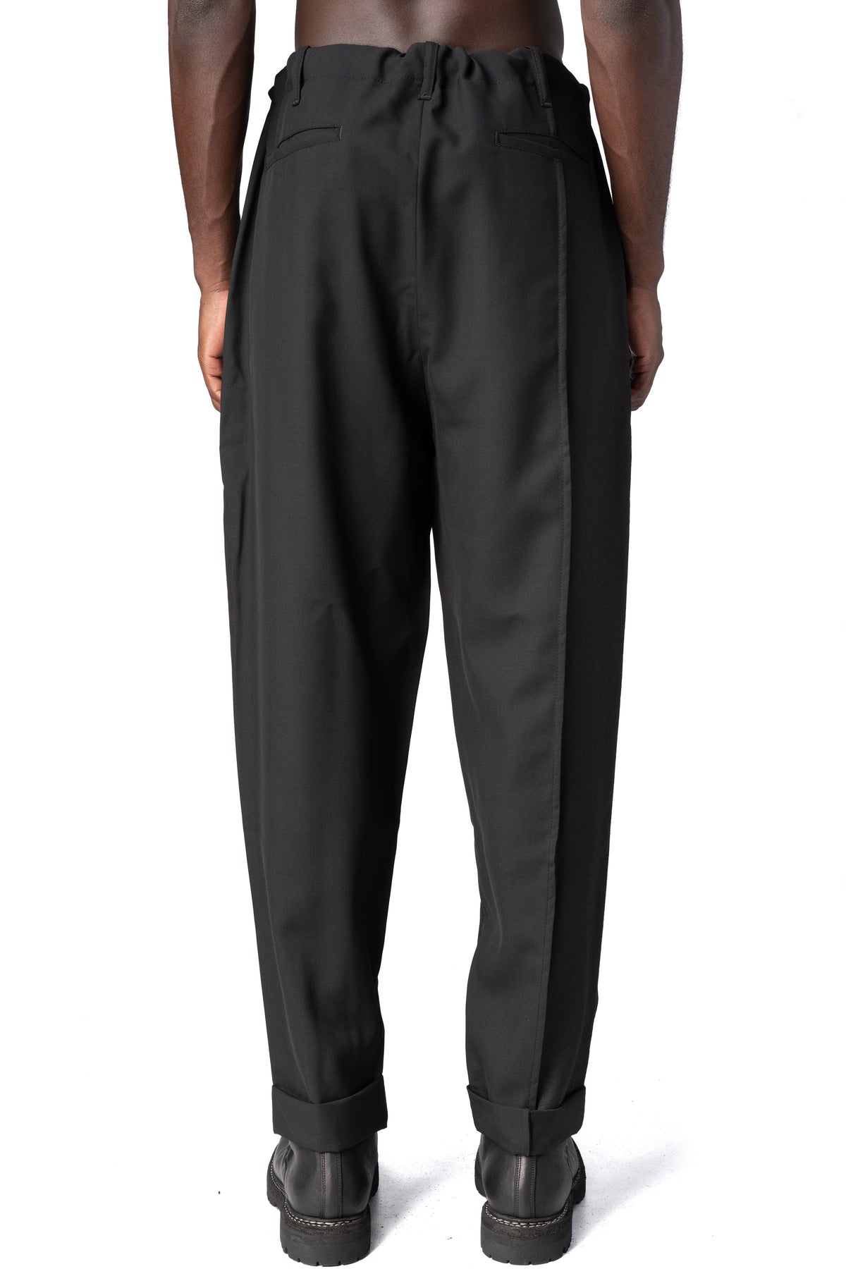 Andrea Ya'Aqov | AW26 - Panelled virgin wool narrow hem pants, Black 26MDUT33