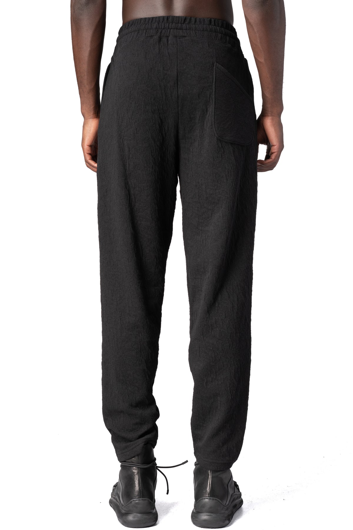 La Haine Inside Us | AW26 - Regular fit embossed fleece trousers, Black M1338