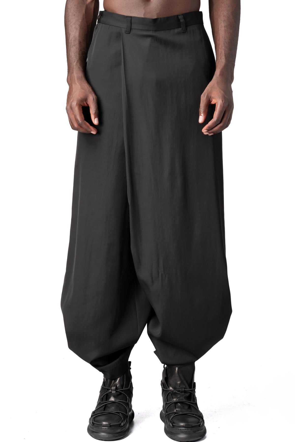 Julius_7 | AW26 - Wrap panel draped trousers, Black 957PAM1