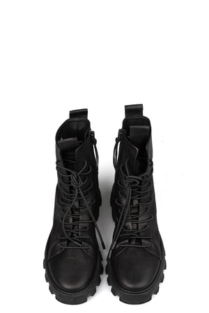 Laced calf leather zip combat boots | RIGHT BALANCE