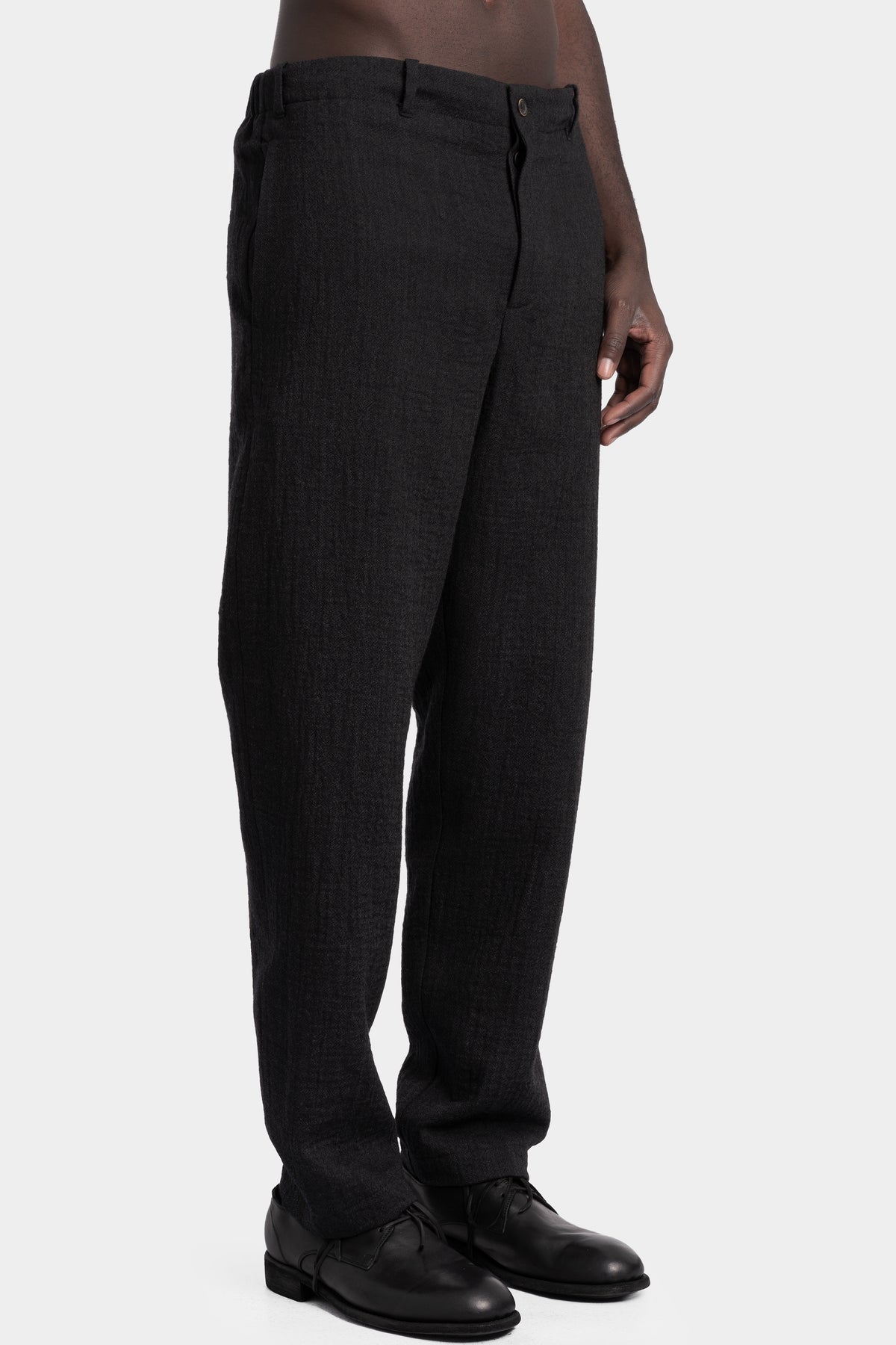 Forme D'Expression | AW25 - Structured wool pull-on pants, HP036 B35F