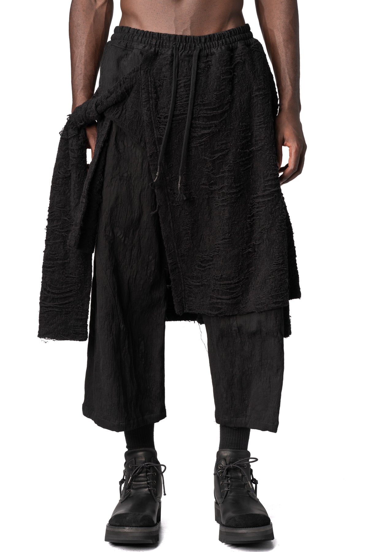 Distressed jacquard apron-front wide-leg cropped trousers, Black