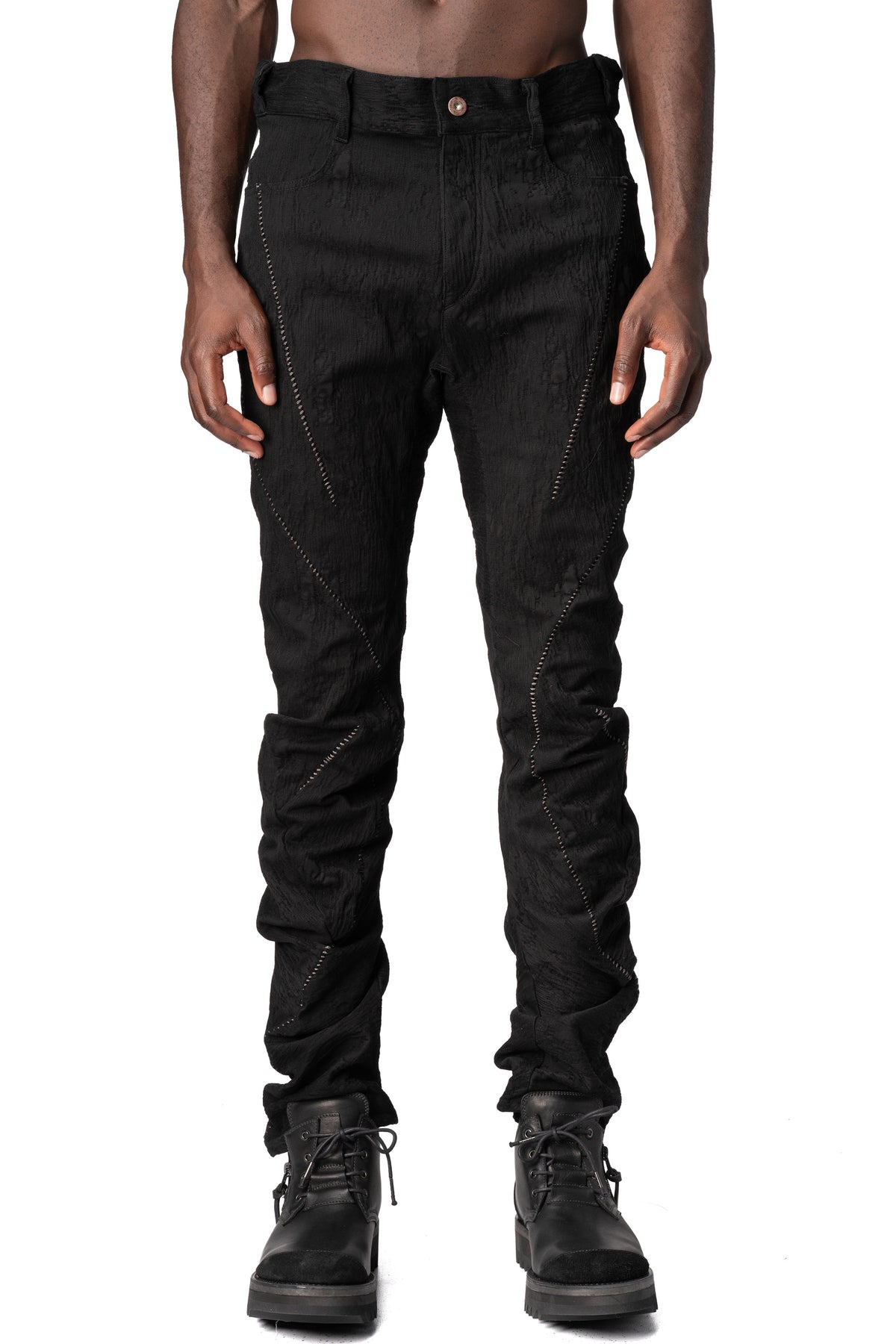 Distressed jacquard twisted curved trousers, Black