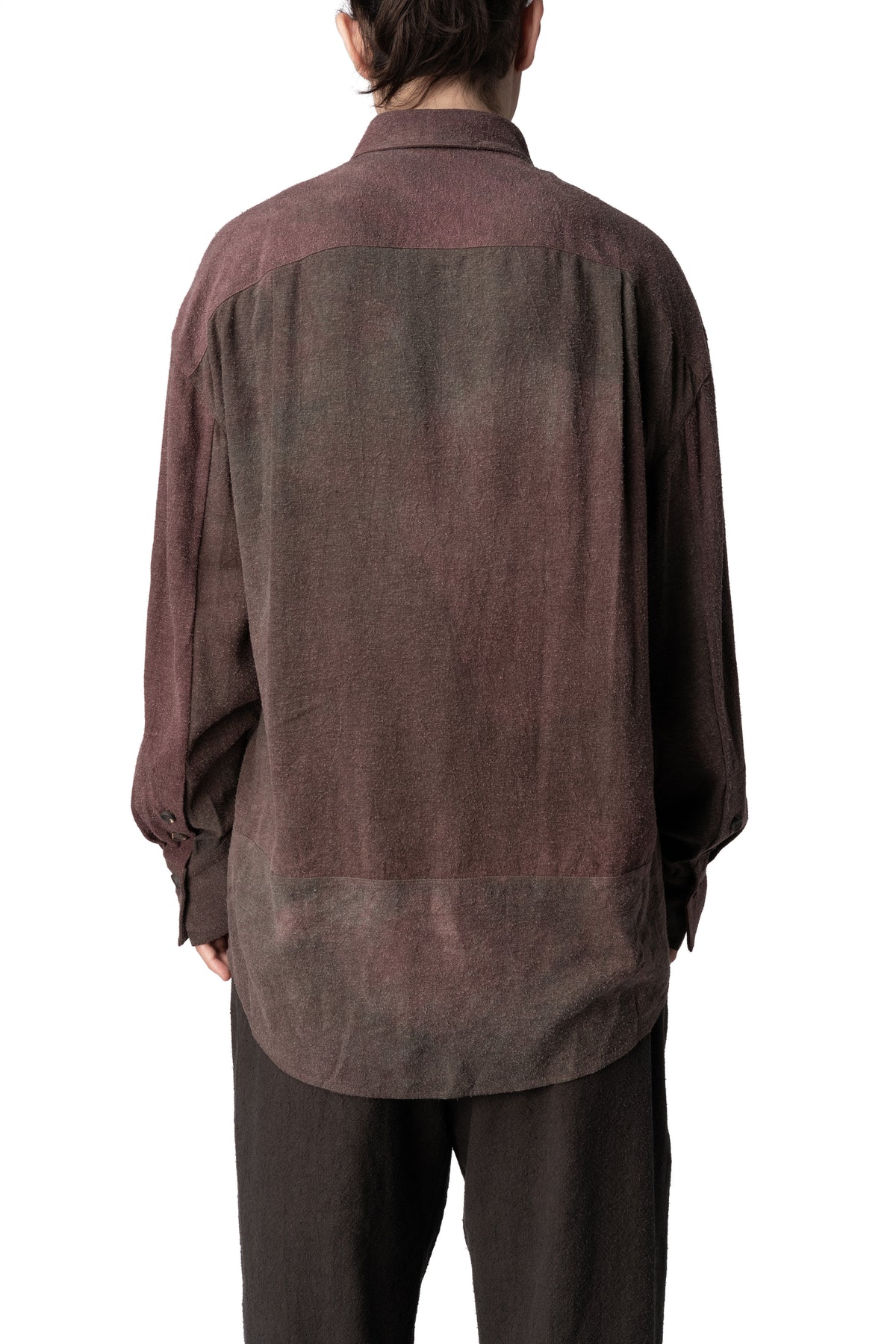 Asymmetric collar shirt