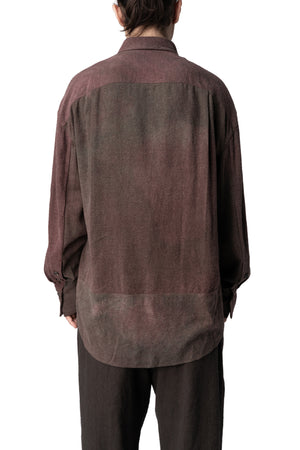 Asymmetric collar shirt