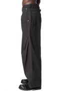 Overlocked Loose Buckleback Trousers, Black